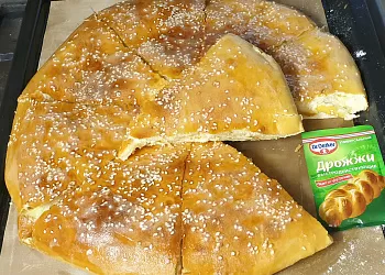 Осетинский пирог с картофелем и сыром