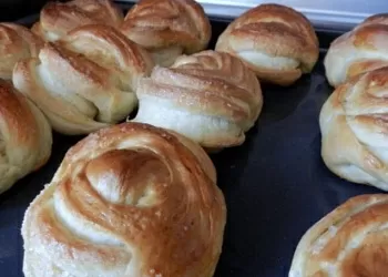 Булочки с сахаром