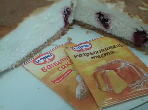 Фото рецепта Творожный пирог &quot;Слезы ангела&quot; с вишней