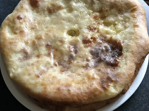 Фото рецепта Осетинские пироги с картофелем и брынзой