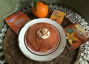 Красные  блины со свеклой