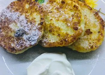 Сырники с изюмом