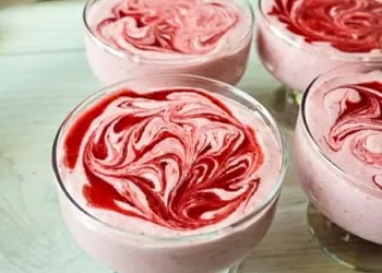 Клубничный мусс