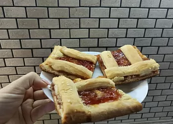 Слойник с яблочным вареньем