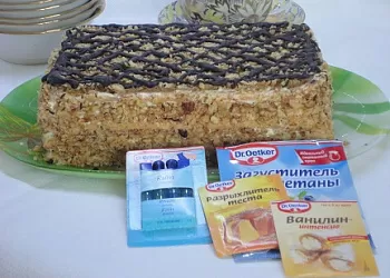 Песочный торт со сметанным кремом