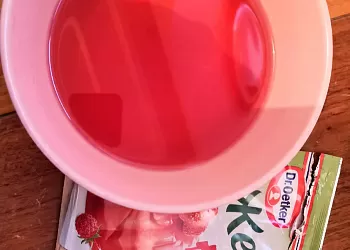 Желе со вкусом клубники и земляники