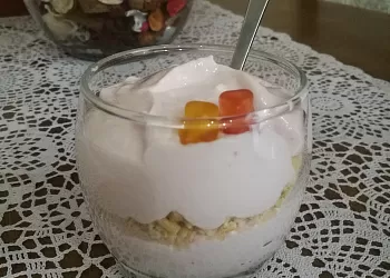 Клубничный десерт а ля чизкейк