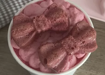 Оригинальный десерт: торт в стакане