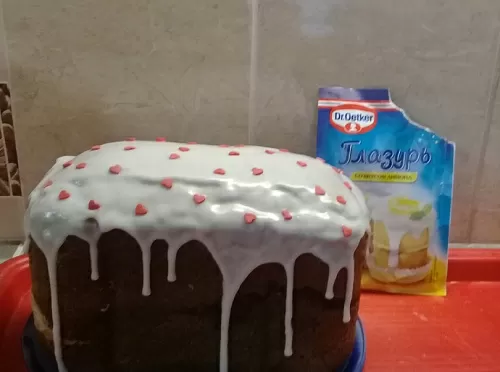 Фото рецепта Пасхальный кулич с кунжутом