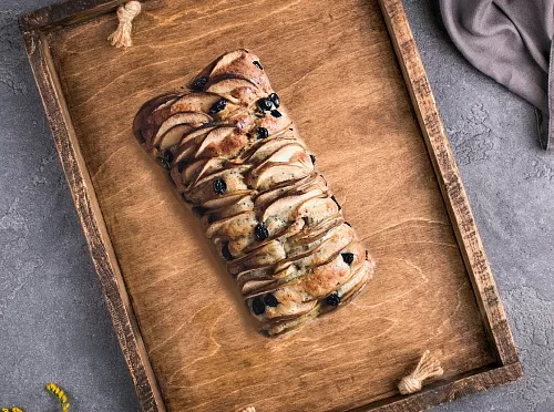 Фото рецепта Кекс на творожном тесте с маком, яблоками и черной смородиной