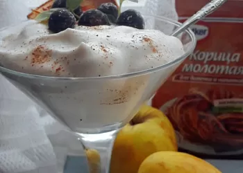 Воздушное пюре с корицей