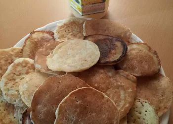 Оладьи с творогом и кокосовой стружкой