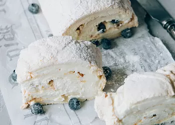 Рулет с безе