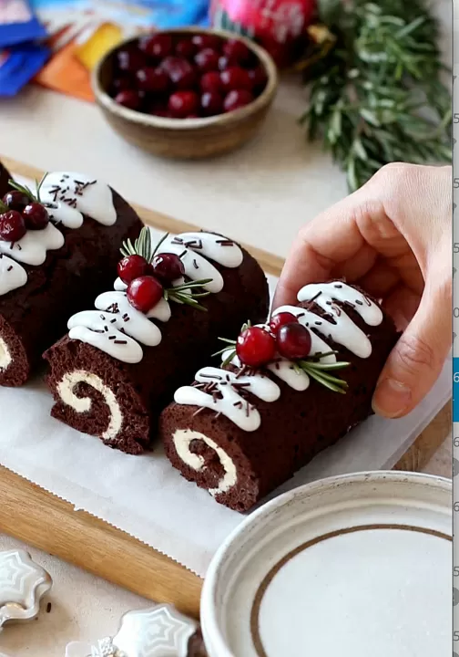 ШОКОЛАДНЫЕ РУЛЕТИКИ С КРЕМОМ?