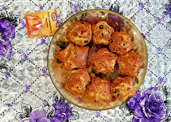 Кексы из кабачка с черными оливками
