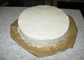 Бисквит с глазурью