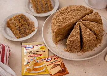 Ореховый торт с карамелью