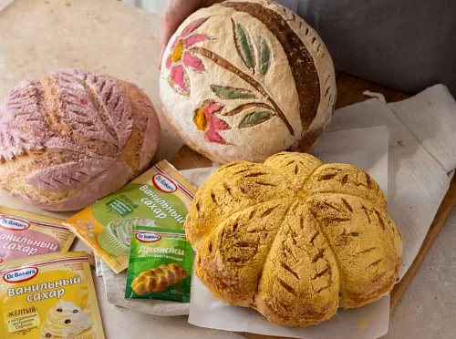 Фото рецепта Цветной ремесленный хлеб