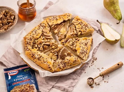 Галета с грушей и камамбером