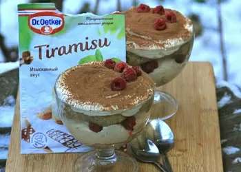 Малиновое тирамису