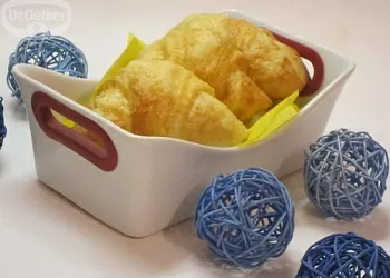 Сырные круассаны