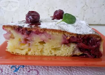 Клафути с вишней