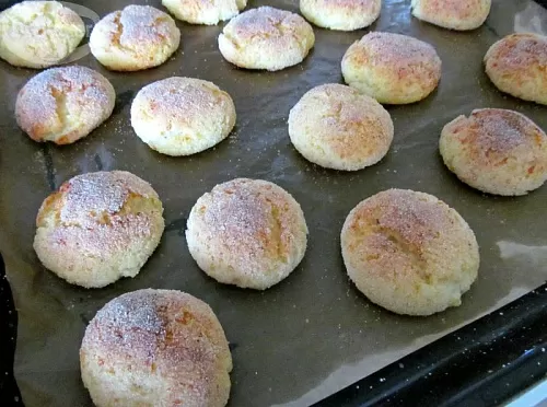 Фото рецепта Нежное творожное печенье