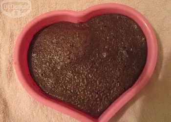 Десерт с орехами и шоколадом