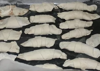 Круассаны с шоколадом