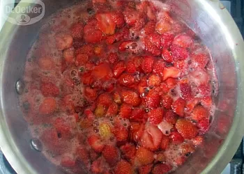 Клубничный джем с мятой