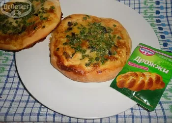 Сырные лепешки с зеленью