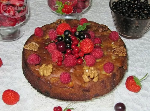 Фото рецепта Яблочный пирог с орехами