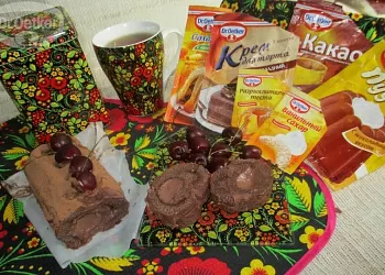 Шоколадный рулет с кремом.