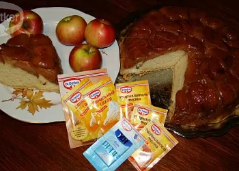 Янтарный яблочный пирог