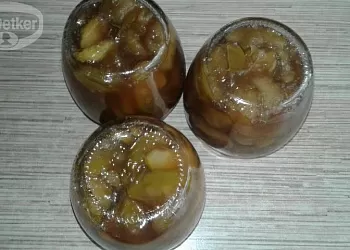 Яблочное варенье с корицей