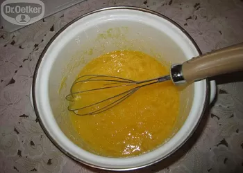 Шоколадно-сметанный торт