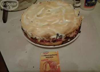Осенний пирог с брусникой