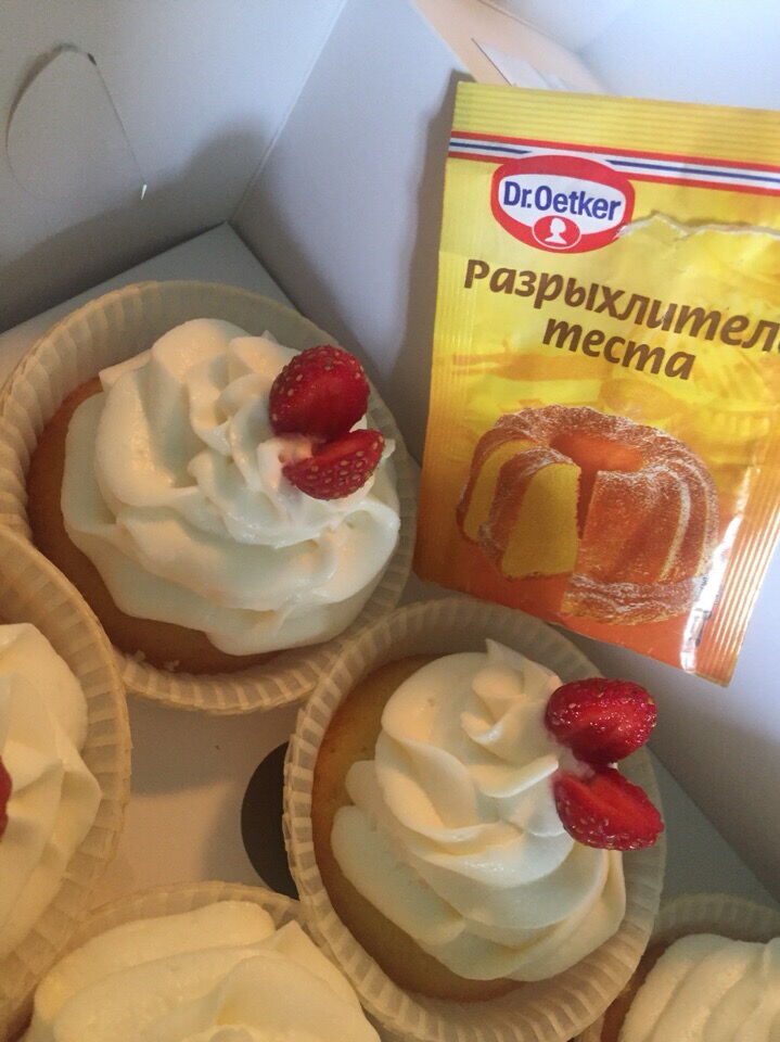 Вишневые капкейки  фото рецепта