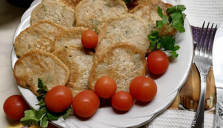 Сырные оладушки с зеленью