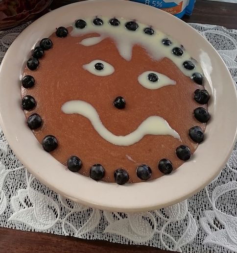 Ягодный человечек фото