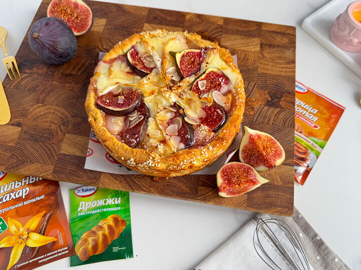 Галета с инжиром и сыром фото