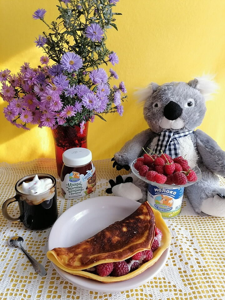 Омлет с малинкой фото