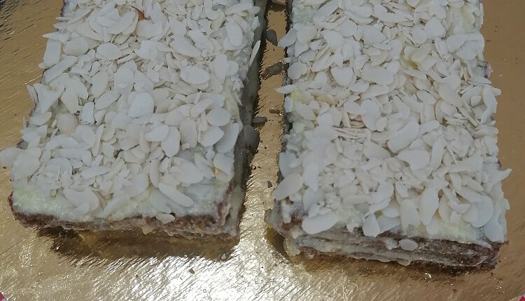 Нежное клубничное пирожное