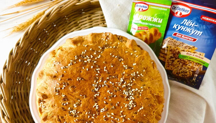 Закрытый пирог с капустой и яйцом