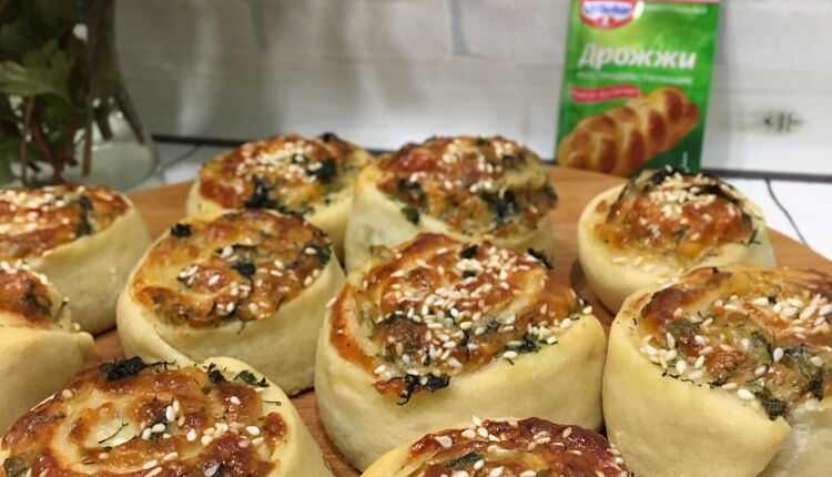 Рулетики с сыром и зеленью
