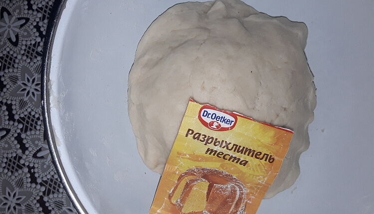 Дрожжевое тесто из 5 компонентов