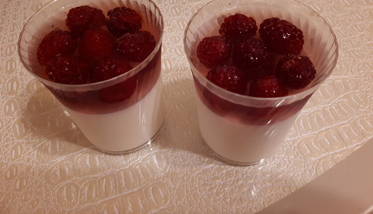 Десерт в стаканчике 