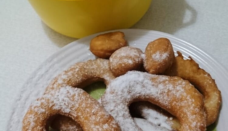 Пончики со сладкой помадкой