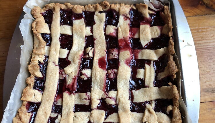 Пирог с вишней 