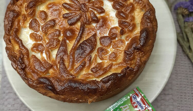 Закрытый пирог с капустой и яйцом